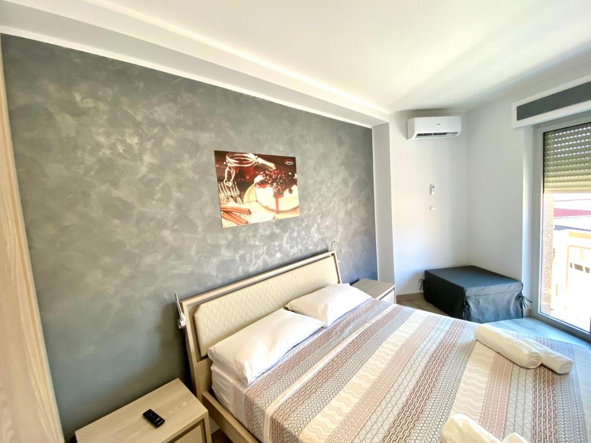 Siclari B&B-Rooms&Suite Taurianova ภายนอก รูปภาพ